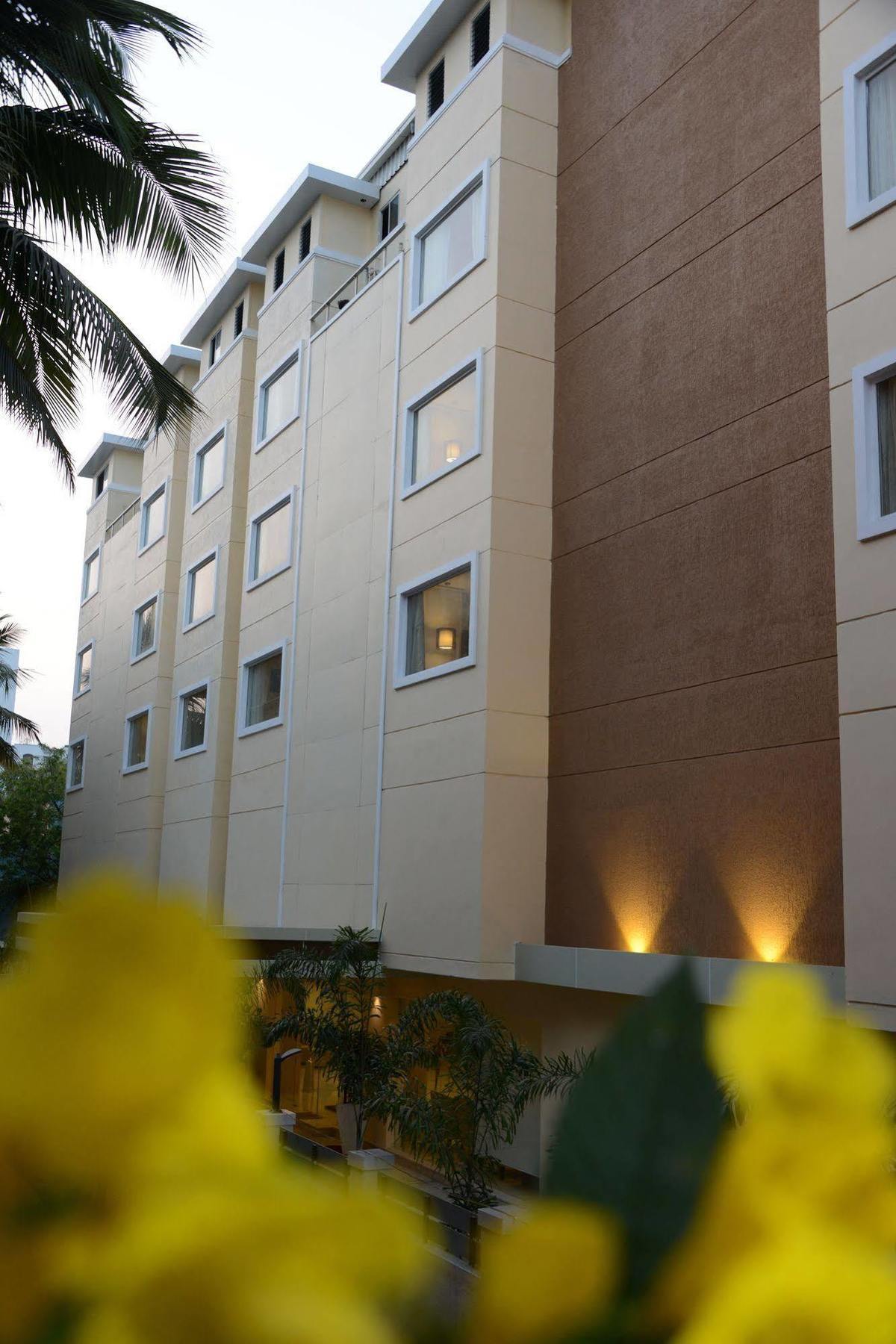 Blu Iris Hotel Chennai Ngoại thất bức ảnh