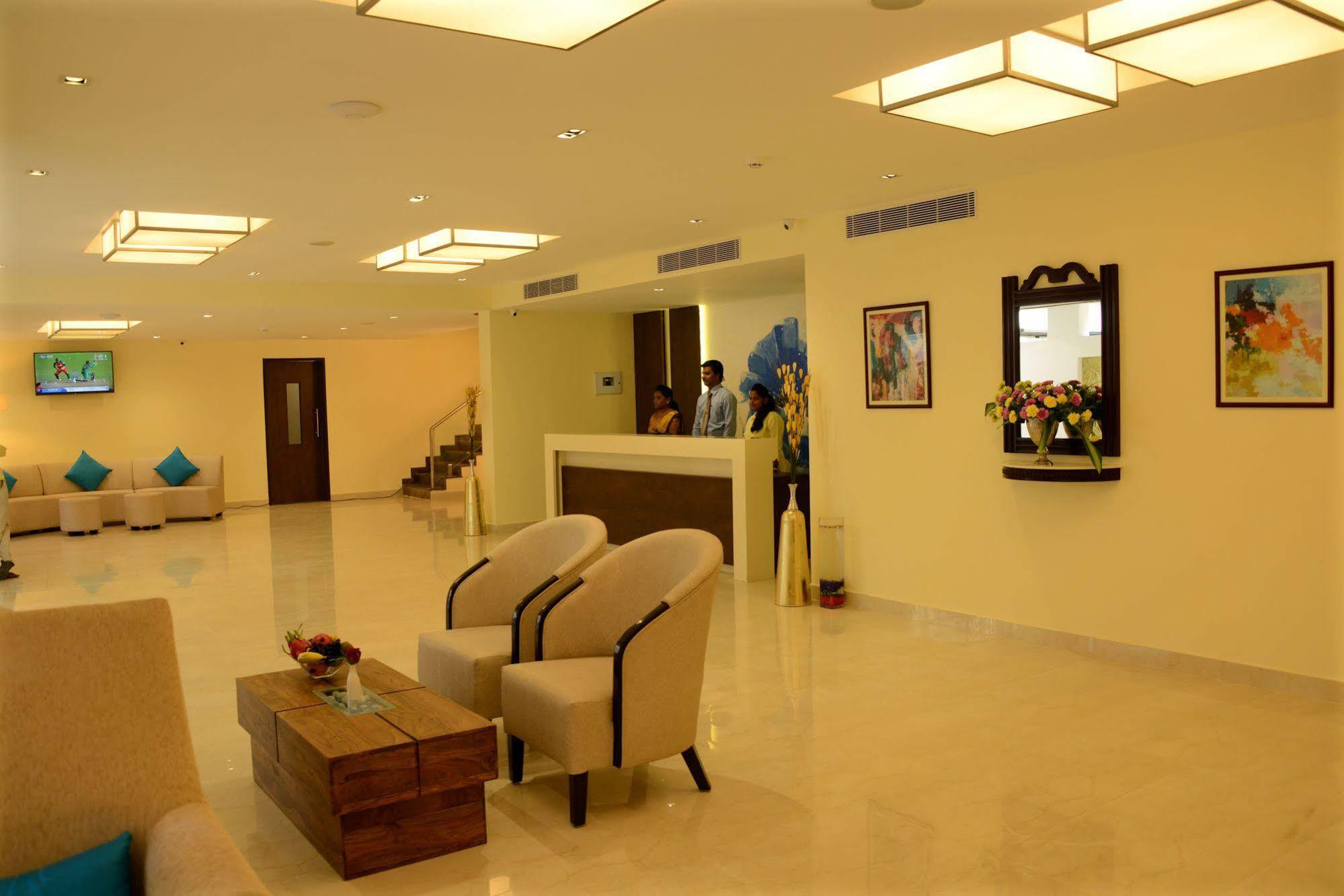 Blu Iris Hotel Chennai Ngoại thất bức ảnh