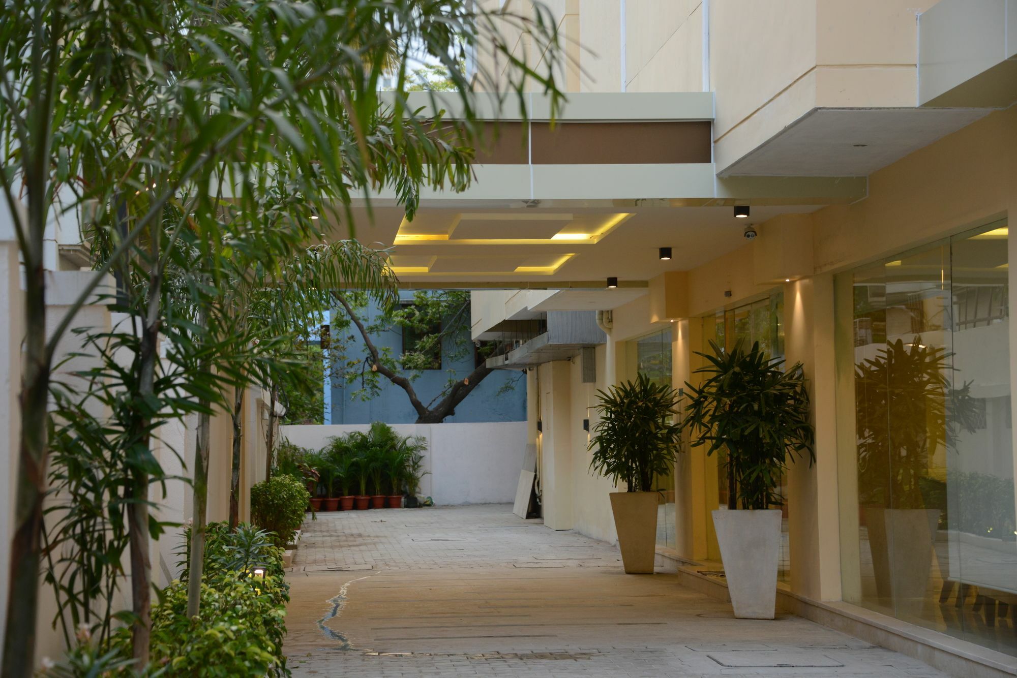 Blu Iris Hotel Chennai Ngoại thất bức ảnh